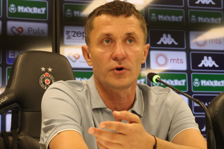 Aleksandar Kolarov potpisao za Čukarički (FOTO)