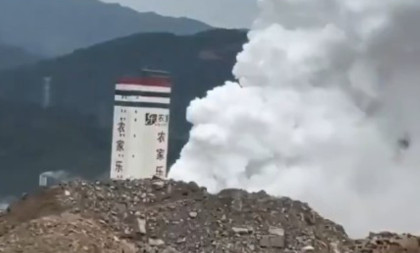 Zbog požara u hemijskoj fabrici evakuisano više od 1.200 stanovnika! Haos u kineskom gradu (VIDEO)