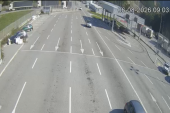 Nema žive duše na izlazu iz Srbije: Sablasno prazni prelazi ka Crnoj Gori, idealan trenutak za put (FOTO)