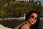 Skinula 14 kilograma posle dijete! Seka Aleksić pokazala obline u kupaćem s luksuzne destinacije (FOTO)