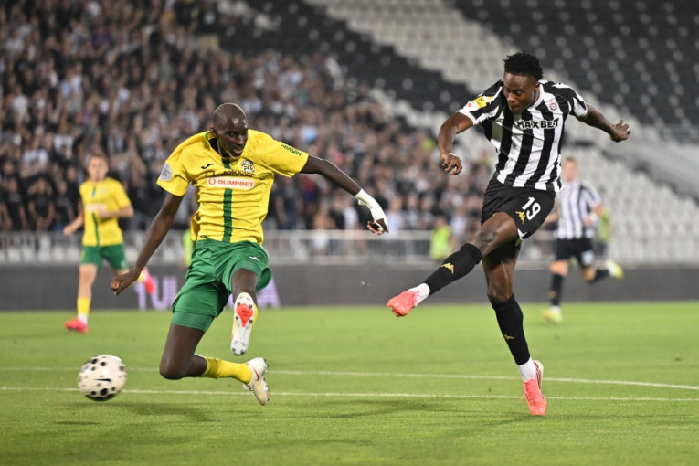 Partizan - Tobol: Sebični Sek promašio zicer! (VIDEO)