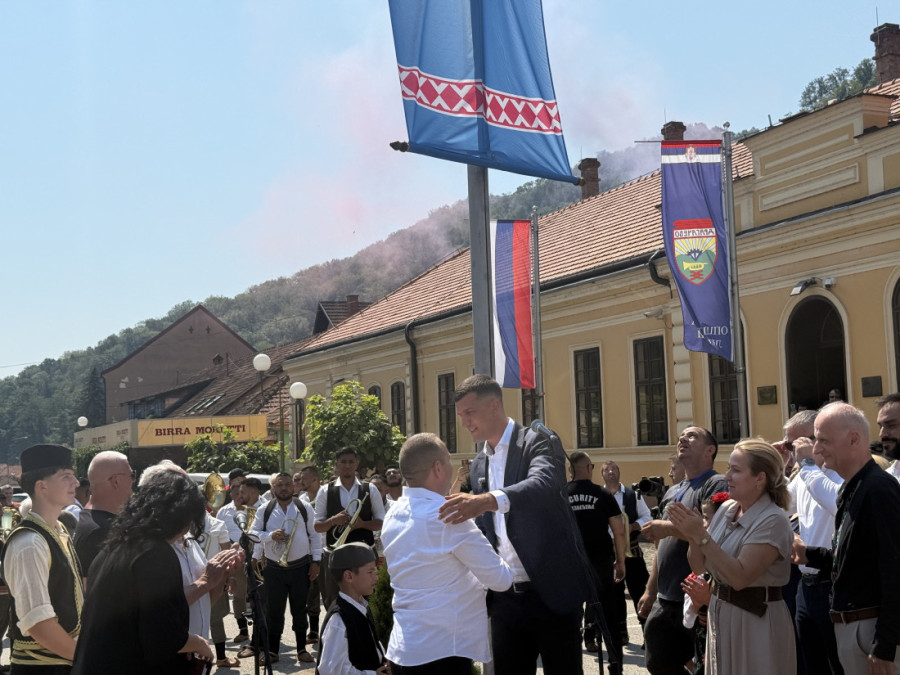 Odjeknule prangije, Guča je na nogama: Otvoren 65. Sabor trubača, večeras grmi stadion!