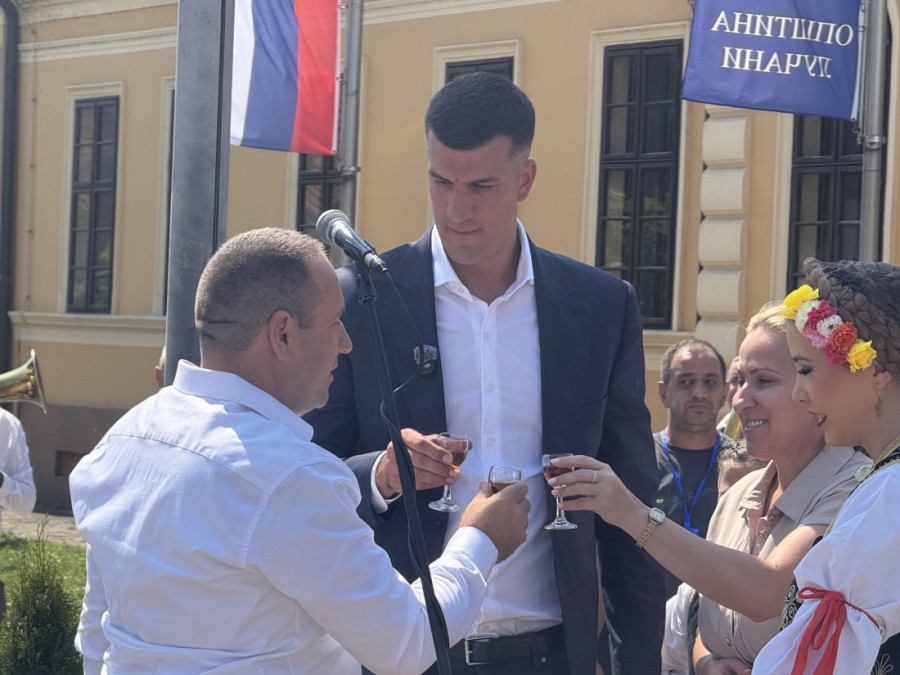 Odjeknule prangije, Guča je na nogama: Otvoren 65. Sabor trubača, večeras grmi stadion!