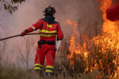 Španija u plamenu! Vatra progutala više od 4.000 hektara, ljudi beže iz svojih domova - vojska poslata na teren!