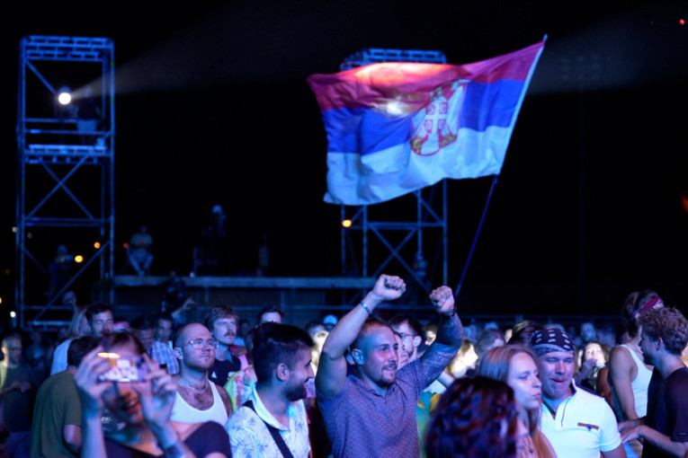 O ovom srpskom spektaklu priča planeta: Dejan Petrović zapalio stadion u Guči, potoci rakije i žurka do jutra na 65. Saboru trubača