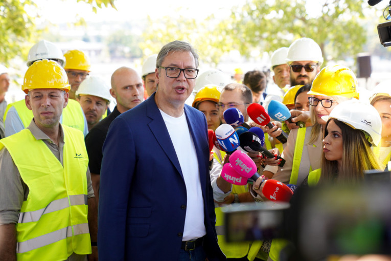 Vučić se oglasio o požarima koji bukte Srbijom: Otkrio gde još ima problema, poslao poruku vatrogascima