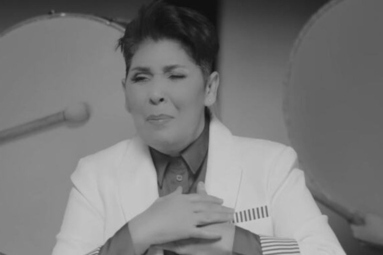 Kraljica romske muzike se borila sa opakom bolešću, a ovo su bili njeni poslednji trenuci (VIDEO)