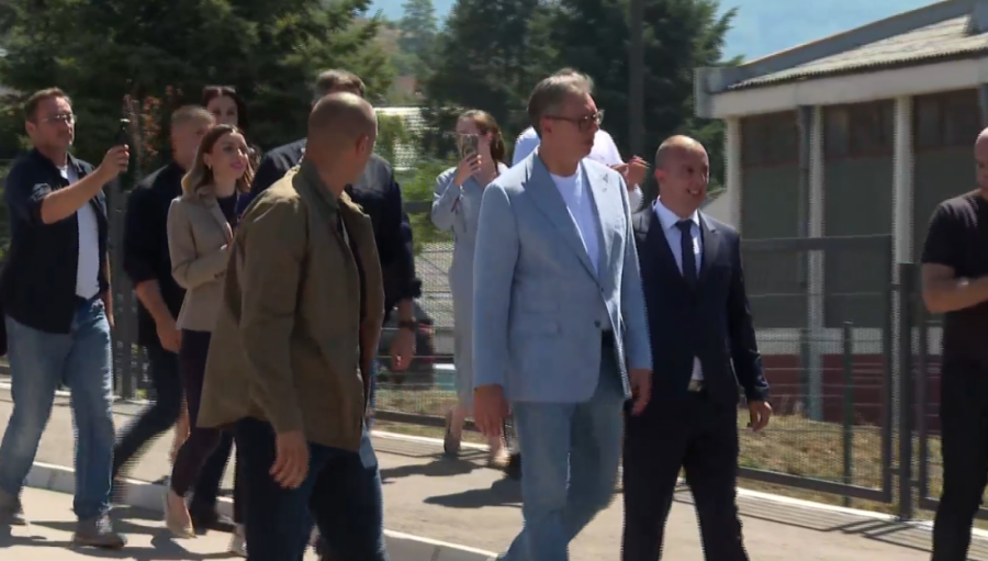 Vučić na obilaznici oko Zlatibora: Posle 50 godina od oktobra kreću radovi na tunelu pod Kadinjačom! Gradiće se i brza pruga (VIDEO)
