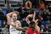 Kalates se vraća u reprezentaciju Grčke, Janisu rampa za avgustovski prozor!