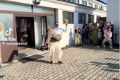 Snimak sa venčanja u Hrvatskoj zapalio mreže: Mlada napravila potez koji niko nije očekivao (VIDEO)