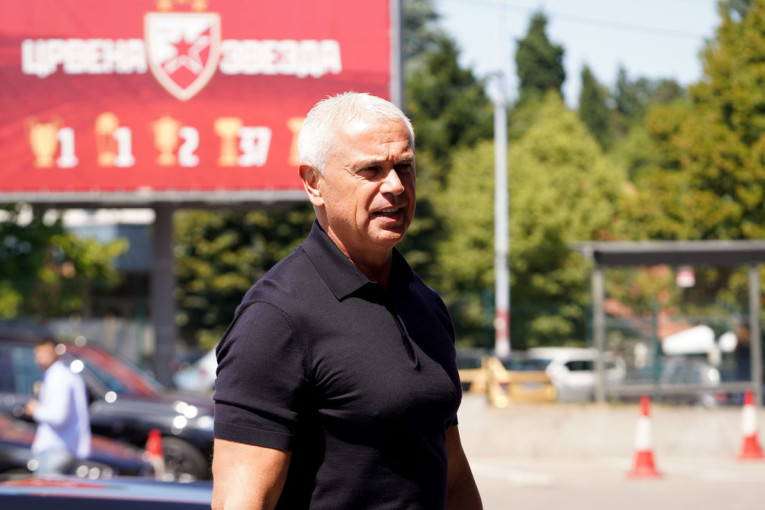 Velike promene u Zvezdi: Vanredno obraćanje Zvezdana Terzića!