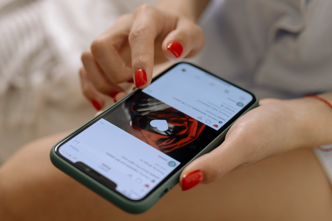 Ljubav u digitalnom dobu: Imamo više izbora nego ikada, a sve teže pronalazimo partnera