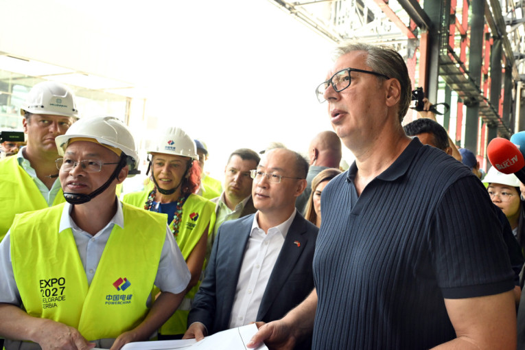 Vučić otkrio kad se otvara fabrika robota: Biće angažovani na EXPO izložbi!