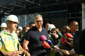 Vučić: Od 22. septembra isplata 6.000 za punoletne, od 14. septembra pomoć penzionerima