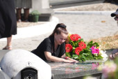 Mala Cana i posle pomena pevaču lije suze: Znam što me nisu sačekali da dođem, a zna i moj Andrija!