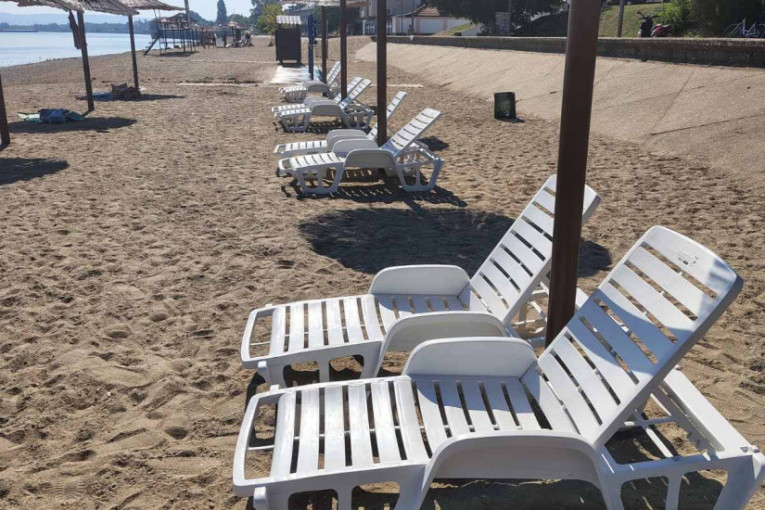Ovo je srpsko more! Prelepa plaža na istoku Srbije privlači turiste (FOTO)