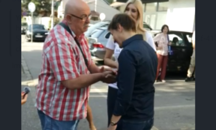 Građani oduševljeno dočekali Anu Brnabić: Poželeli joj puno uspeha i snage u predstojećem periodu (VIDEO)
