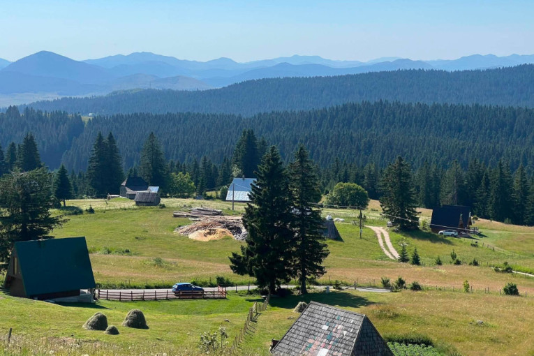 Posebno selo na Balkanu, evo i zbog čega: Bosača je jedino stalno naseljeno mesto na 1.600 metara nadmorske visine (FOTO)