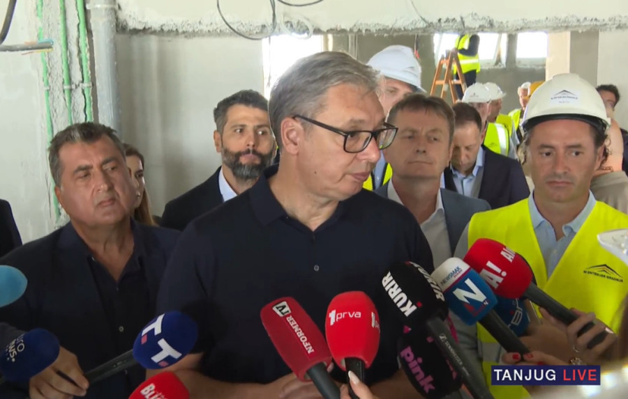 Predsednik Vučić obilazi radove na GAK Višegradska: Sve bi trebalo da bude gotovo do marta 2028! (FOTO/VIDEO)