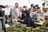 Vučić obećao radnicama "Jumka": Stižu nova radna mesta, rešava se i pitanje staža, biće posla koliko god hoćete!