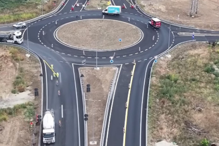 Ovako danas izgleda istok Srbije: Novi most preko pruge blista kao pista! (VIDEO)