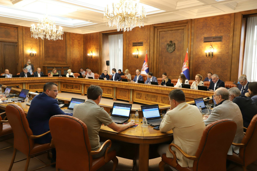 Vlada prelomila, više novca za građane i velike projekte! Budžet Srbije raste za 112 milijardi, evo šta donosi rebalans