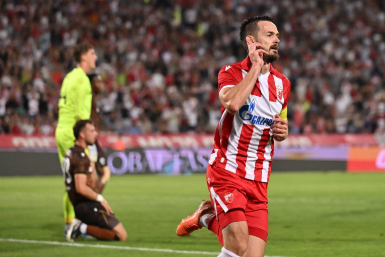 Crvena zvezda - Viktorija: Ivanić pogađa za 1:0 (POLUVREME)