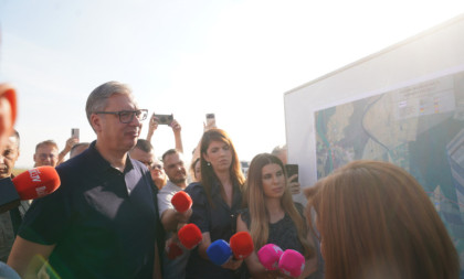 Vučić najavio dve velike vesti za Srbiju: Otvara se fabrika robota, a već sutradan i Dunavski koridor