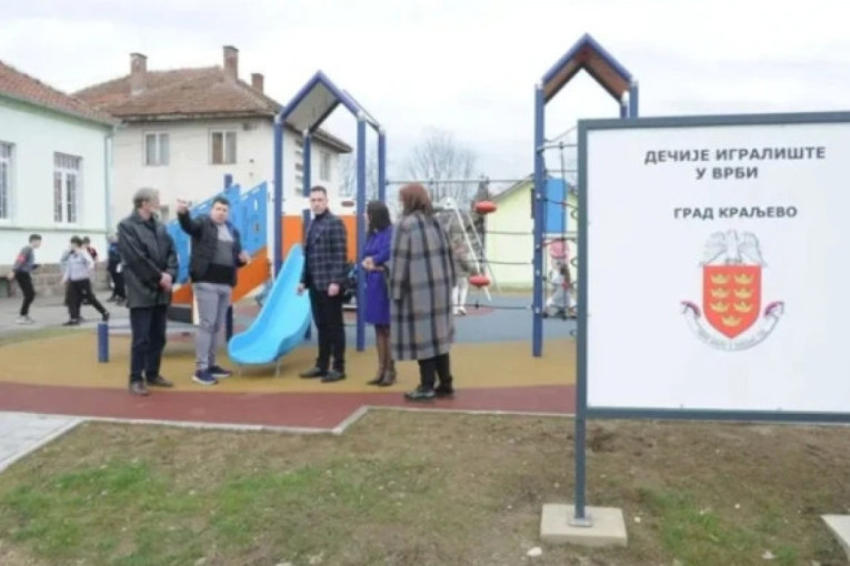 Za vantelesnu oplodnju 300.000 dinara, za prvake 10.000, za vrtić 17.000: Ovako Kraljevo pomaže građanima, otkriva gradonačelnik Terzić
