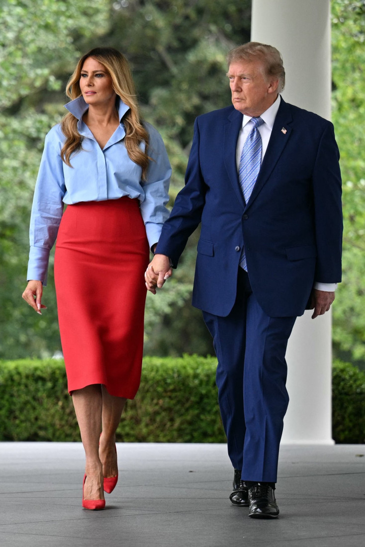 Melanija Tramp se posle više od mesec dana vratila pred kamere: Za prvi javni nastup odabrala je stajling u bojama Amerike (FOTO)
