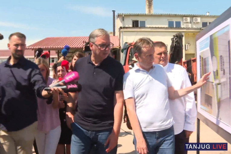 Vučić sa narodom u Ubu! Predsednik poručio: Hvala što ste se suprotstavili uništenju Srbije, očekujem ubedljivu pobedu