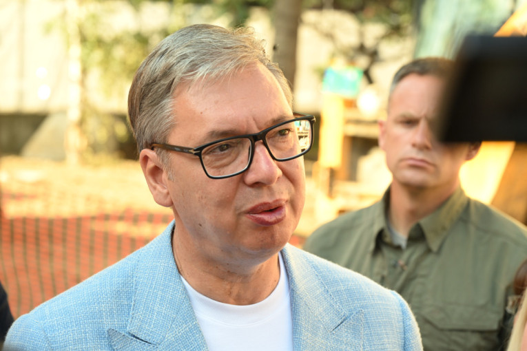 Vučić u Leskovcu: Imamo bolnice kao spejsšatl, uradili smo 200 novih objekata, biće ih još više (FOTO/VIDEO)