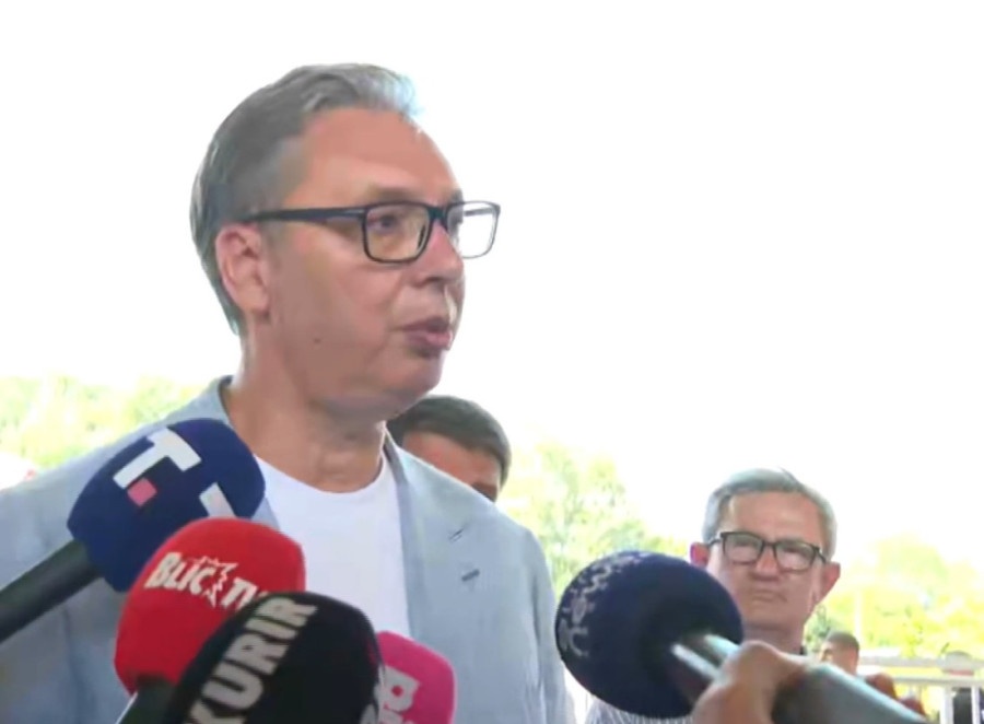 Vučić obišao radove u Trgovištu: Gledaćemo i da radimo put prema Bosilegradu (FOTO/VIDEO)