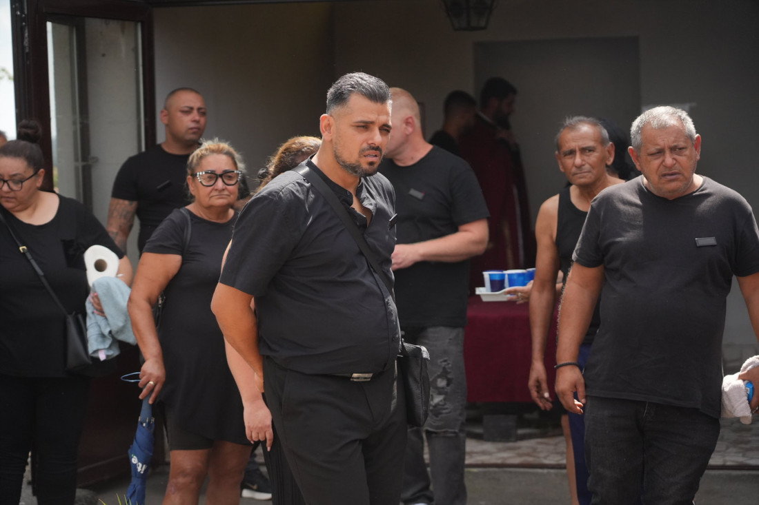 Sahranjen otac Bore Santane: Na večni počinak ispraćen je uz zvuke violine
