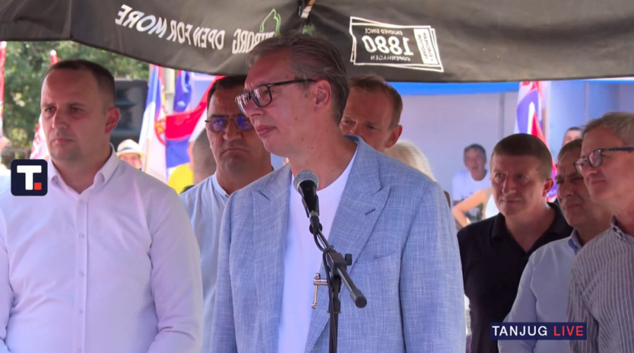 Đuričko se smejao dok su pričali o Srbima u "Oluji"! Egzodus pretvoren u crni humor, glumac poručio: "Tako i treba" (VIDEO)