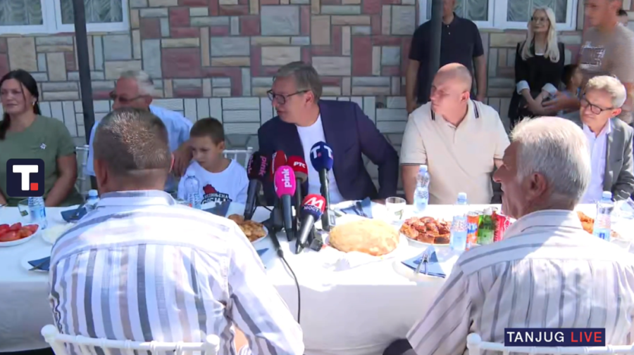 Velika ulaganja stižu u Raški okrug! Vučić: "Na koju god stranu da krenete, ići ćete auto-putem" (FOTO/VIDEO)
