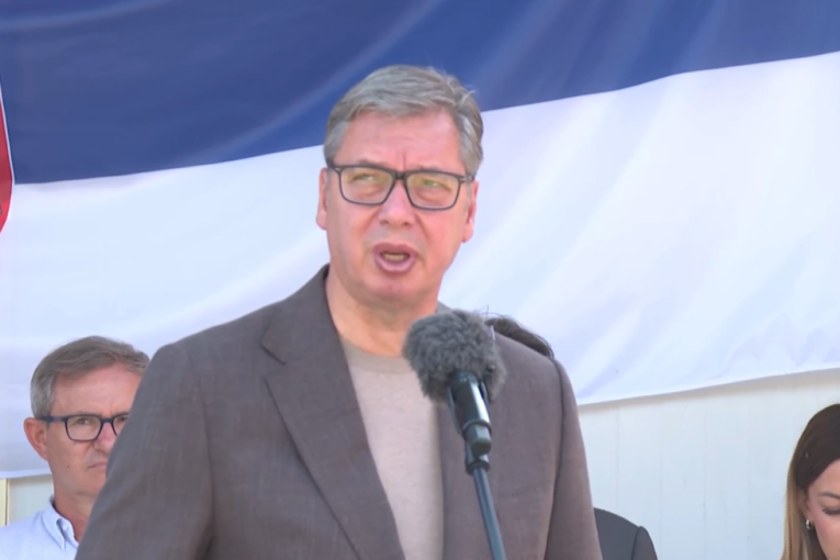 Vučić započeo obilazak Rasinskog okruga! Prva stanica Brus, predsednika danas čeka sedam važnih tačaka!