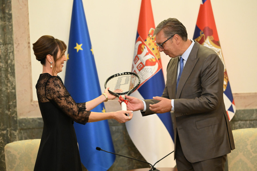 "Kraljica drame" JJ se vratila u prošlost: Ponovila bih ono finale sa Serenom