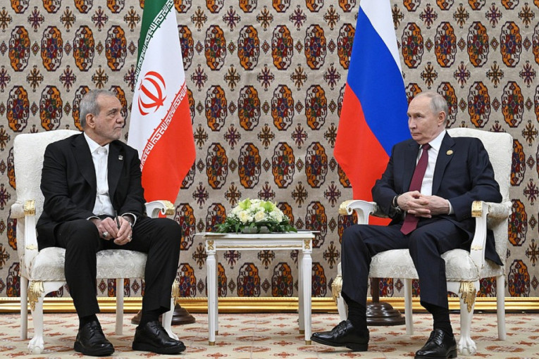 Iran i Rusija za istim stolom: Sastaju se Pezeškijan i Putin