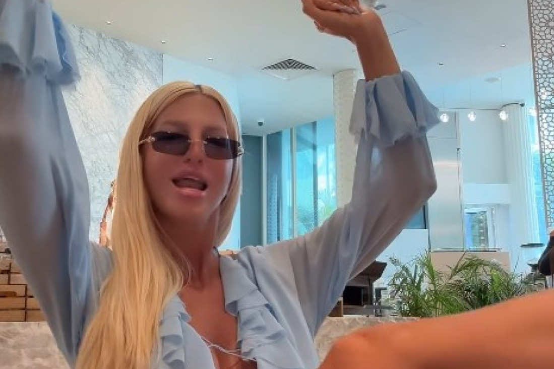 Jelena Karleuša odvela ćerke u šoping u Dubai: pevačica odrešila kesu, pljušte marke! (FOTO)