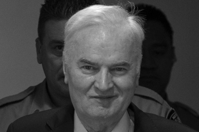 Ratko Mladić će biti sahranjen uz najviše državne i vojne počasti: Pred porodicom važna odluka, Srbija traži odgovore od Haga