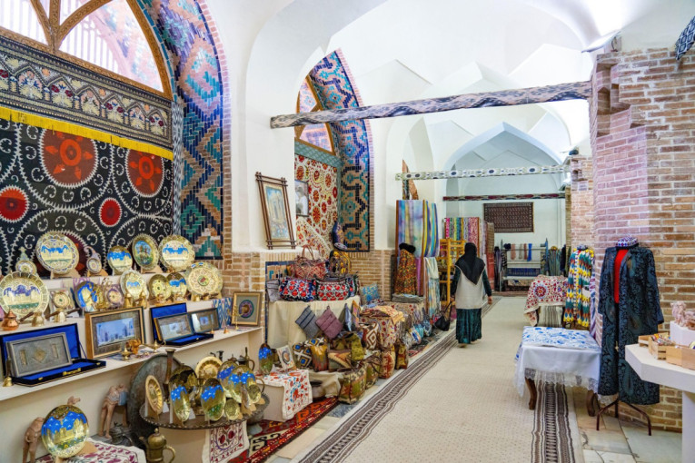 Dolina Fergana krije autentično lice Uzbekistana: Mesto svile, keramike i voća, daleko od turističke gužve (FOTO)