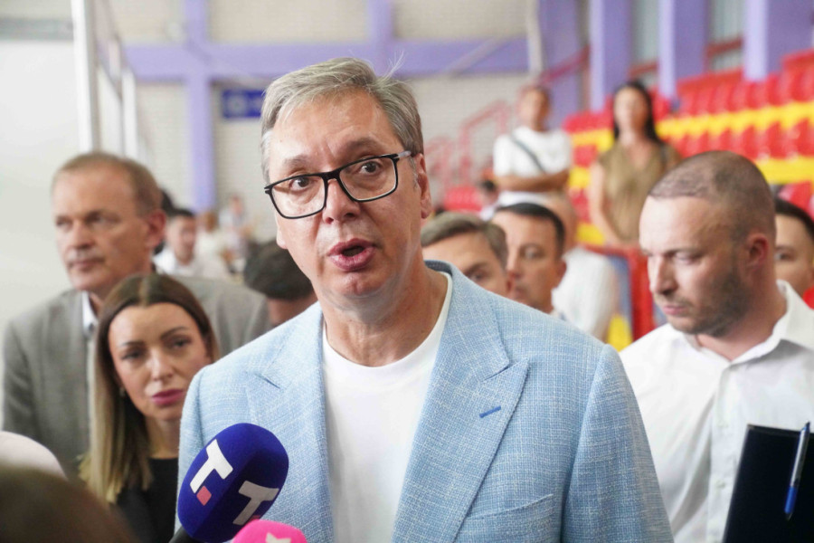 Vučić obišao Osečinu, sledi razgovor sa građanima u Ljuboviji! (FOTO/VIDEO)