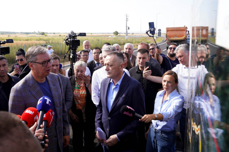 Predsednik Vučić najavio: Kamen temeljac za auto-put "Vožd Karađorđe" biće 12. septembra!