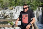 Poznati pevač ostao bez bubrega zbog pogrešne dijagnoze: U Sarajevu su me spasili!