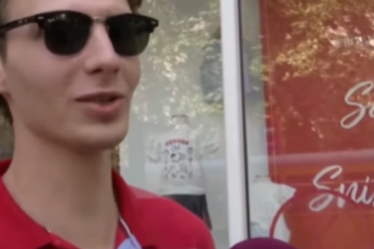 Lažomer: Kada nemaju program, ostaju kamen i čekić (VIDEO)