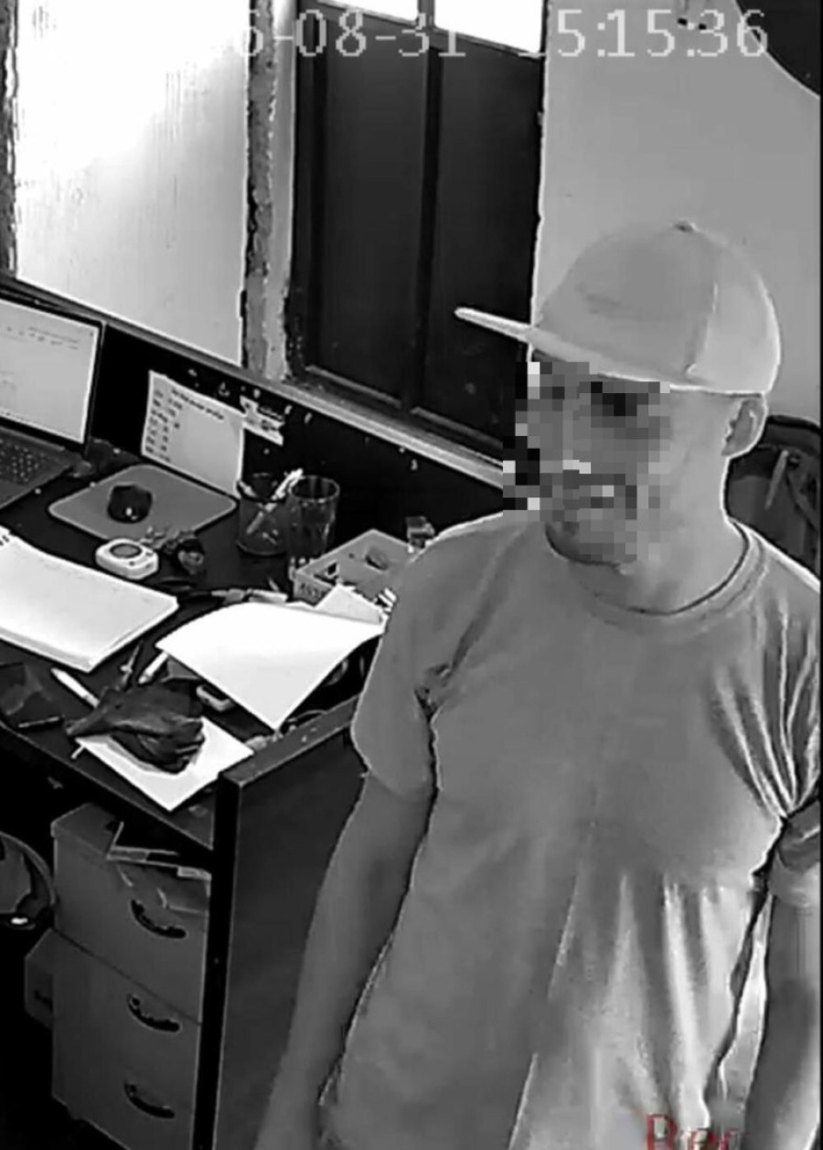 Policija objavila fotografije Rusa: Velika potera za osumnjičenim za trostruko ubistvo! (FOTO)