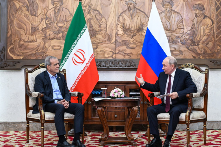 Putin naleteo na tigra usred šume, nije hteo da mu se skloni s puta: "Gospodar tajge, maše repom.."