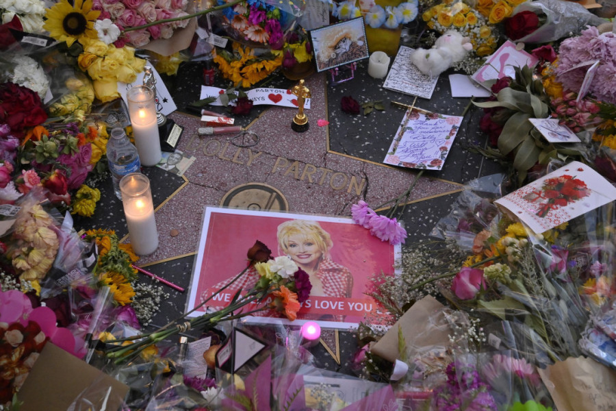 Doli Parton posthumno nagrađena za životno delo: Prikazana emotivna poruka koju je snimila pre smrti (VIDEO)