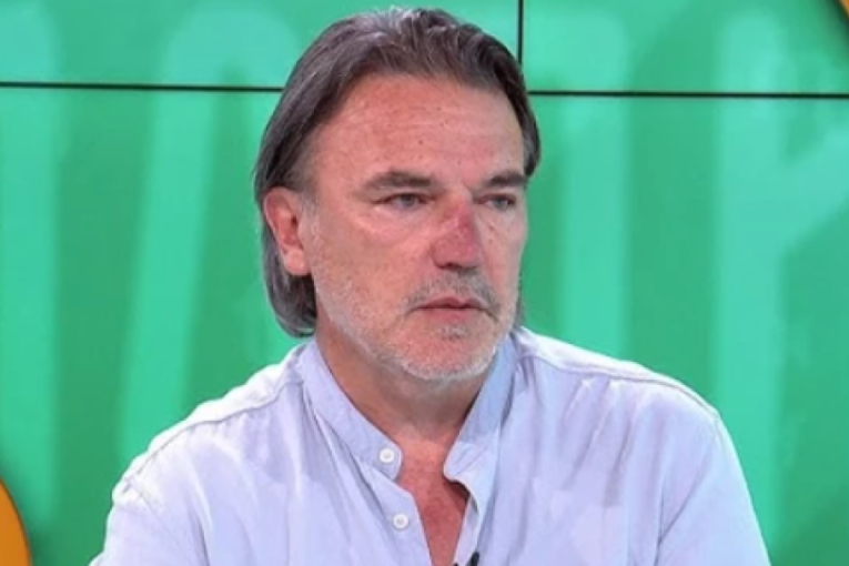 Blokaderi pričaju o "civilizaciji", a Srbija pamti kamenice, baklje i krv: Koga više prave ludim? (VIDEO)